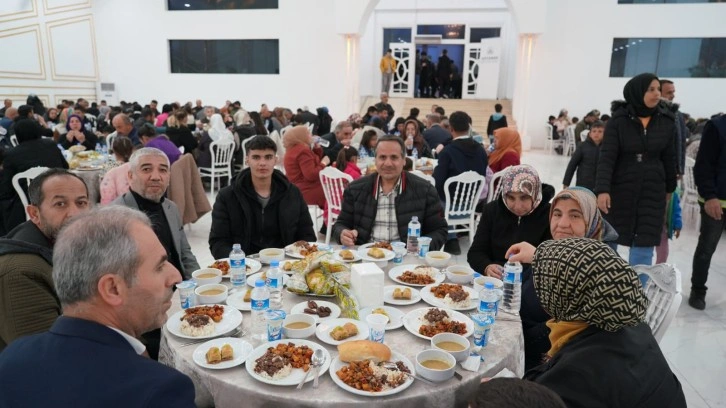 Başkan Kılınç'tan Belediye Personeline İftar Yemeği 