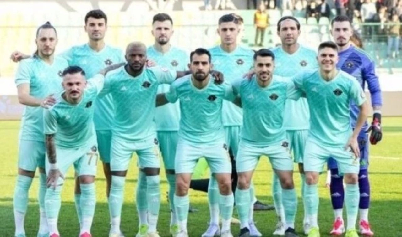 Esenler Erokspor, Adanaspor'u tek golle geçti