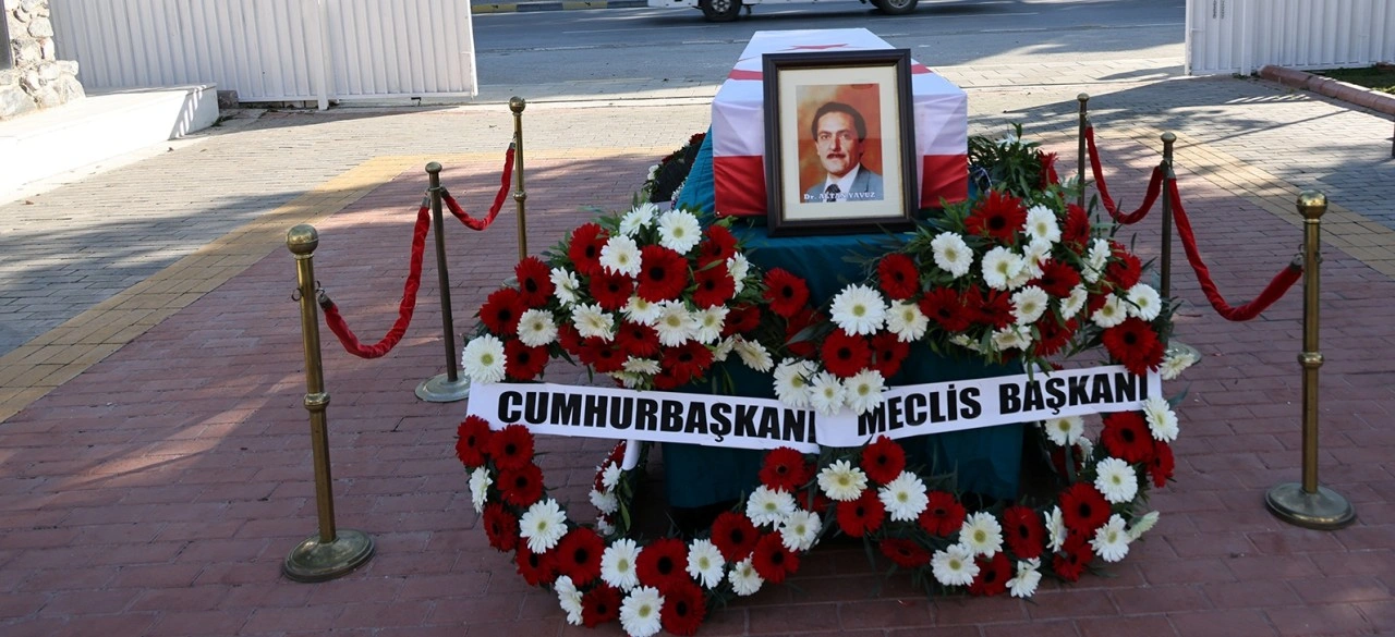 Eski milletvekili Dr. Altan Yavuz için Meclis’te tören düzenlendi