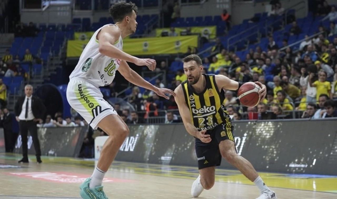 Fenerbahçe Beko, Yukatel Merkezefendi karşısında zorlanmadı