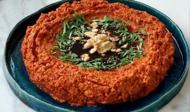 Kahvaltılara çok yakışan enfes sos: Muhammara tarifi...