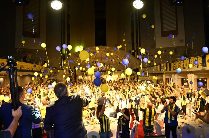 KKTC Fenerbahçeli İş İnsanları Derneği'nden Dünya Fenerbahçeliler Günü Balosu