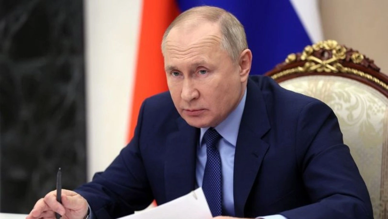 Kremlin: Esad ve ailesine sığınma sağlama kararı Putin'e ait