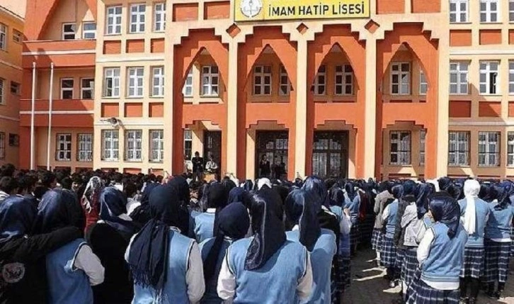 Meslek liselerini saf dışı bırakıp çocuk gelişimi de imam hatip konusu yapıldı