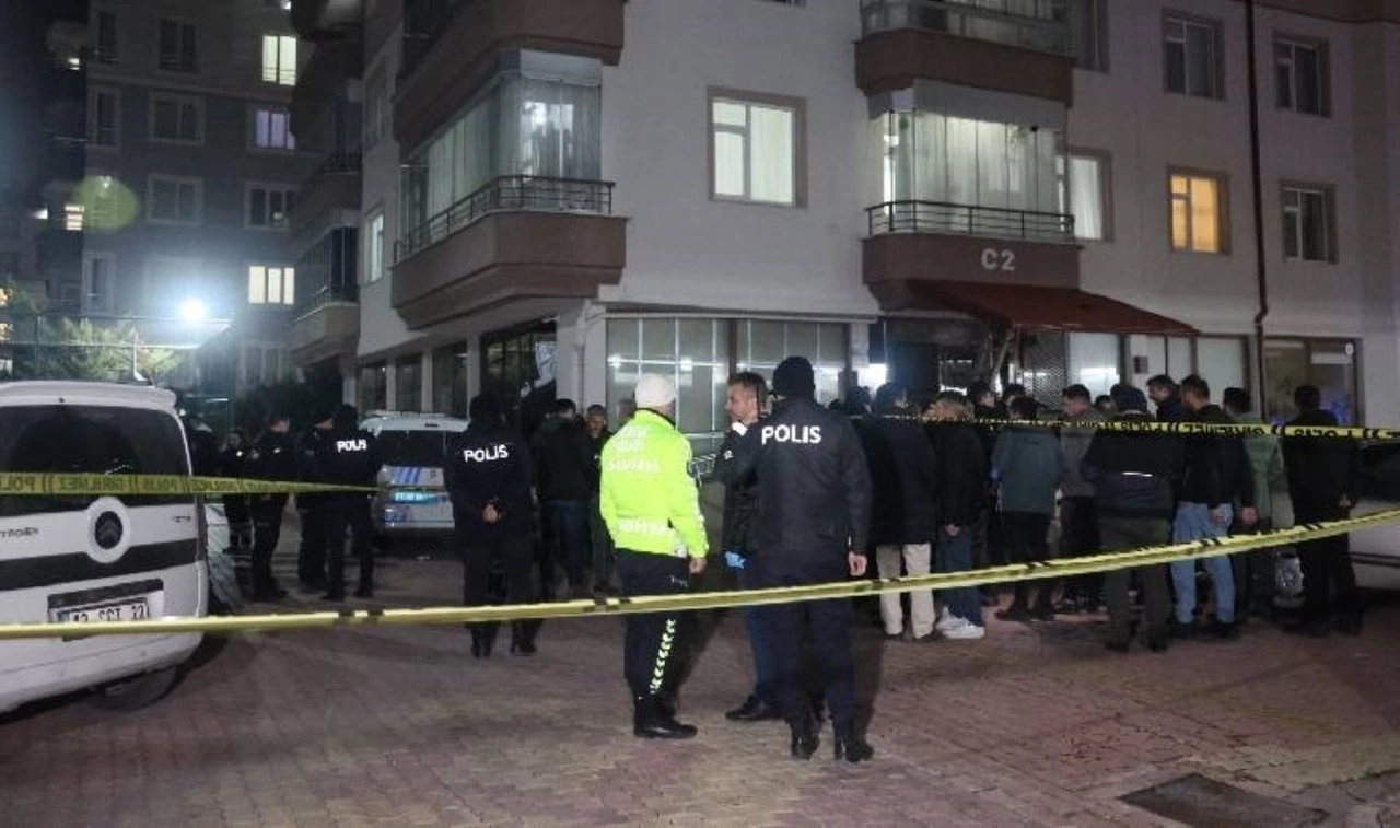 Polis kavga ihbarına gitmişti... 4 kişilik aile ölü bulundu!