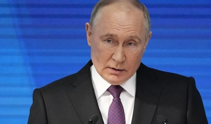 Putin, 'neoliberal değerlere' karşı çıkan yabancılara oturum izni verilmesini kolaylaştırd