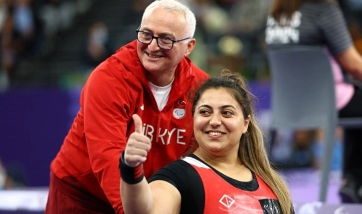 Sibel Çam'dan Paris 2024'te bronz madalya!