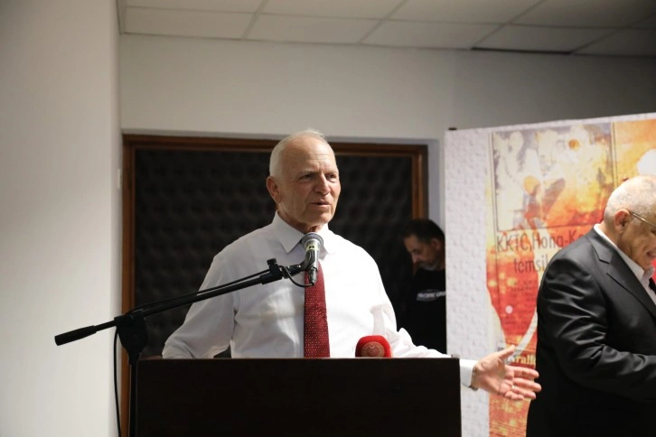 Töre, Bülent Günkut’un kitap tanıtımı ve fotoğraf sergisine katıldı