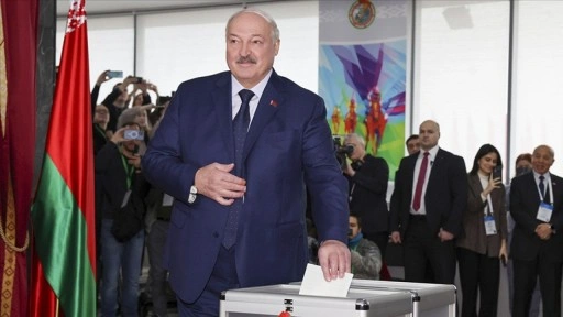 Belarus'ta sandık çıkış anketine göre seçimi Lukaşenko kazandı