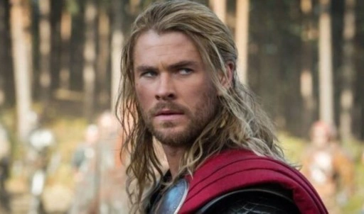 Disney'in 'Beyaz Atlı Prens' filmi için Chris Hemsworth düşünülüyor...