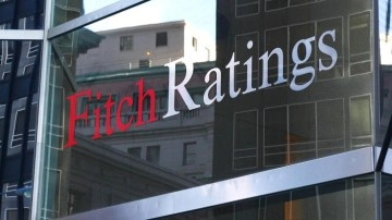 Fitch, Türkiye'nin kredi notunu yükseltti