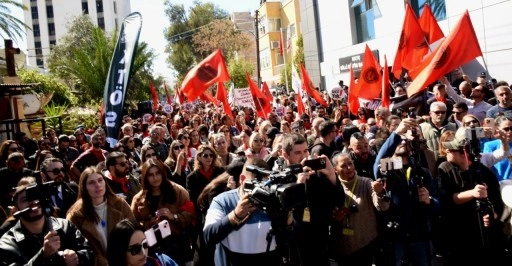 KTOEÖS ile KTÖS, Milli Eğitim Bakanlığı önünde eylem yaptı