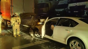 Otomobil park halindeki cipe çarptı: 1 ölü, 5 yaralı