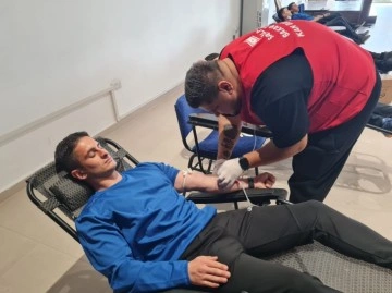 Polis Okulu Müdürlüğünde thalasseamia hastalarına katkı için kan bağış kampanyası