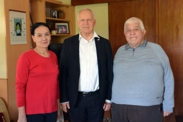 Töre, eski Meclis Başkanı Bozkurt’u ziyaret etti…