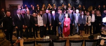 Töre, Türk müziğinde duayen olmuş sanatçıların onur gecesine katıldı